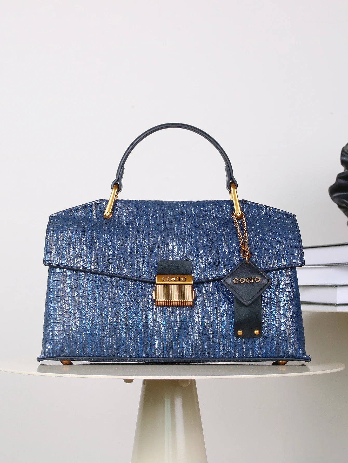 COCIO | Embossed Snake-Print Bag